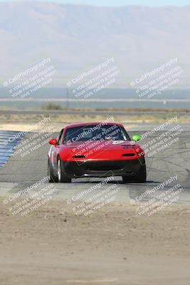 media/Sep-15-2024-Speed Ventures (Sun) [[7a54f7ed2f]]/Purple Group/Session 1 (Outside Grapevine)/